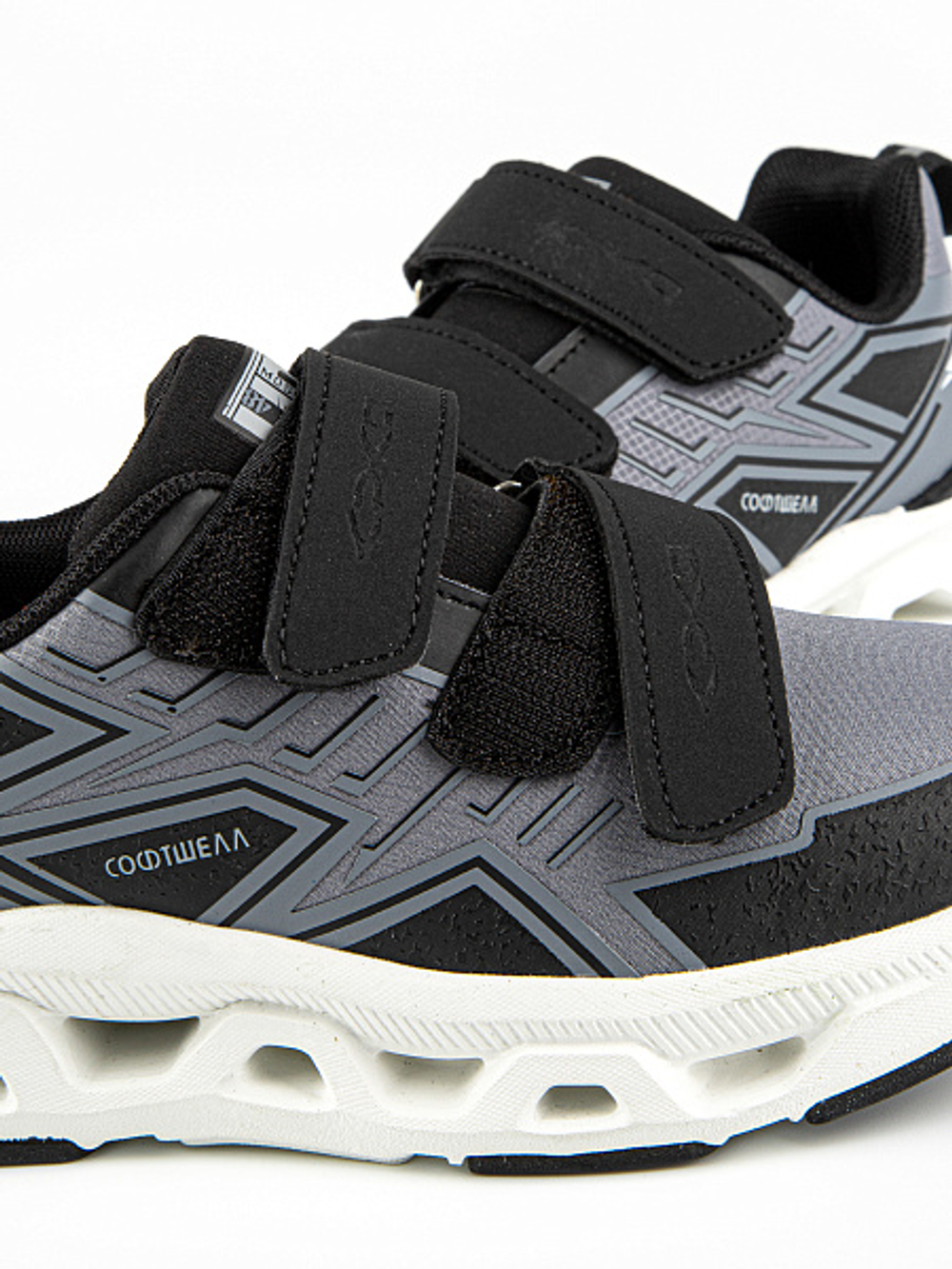 Кроссовки softshell