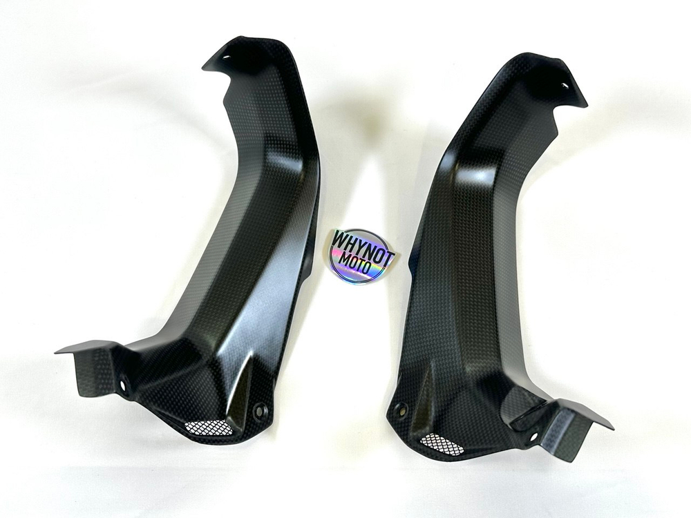 Fullsix Карбоновая накладка на приборную панель Ducati Multistrada V4 MD-MS21-S39