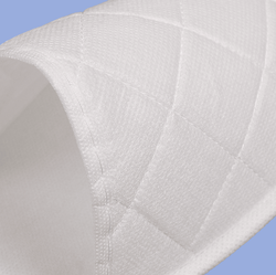 Тапки стеганный спанбонд, закрытый мыс (100 пар), с картоном и подошвой эвапора 3.5 мм, белые