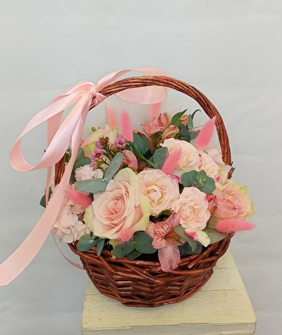 Корзина с цветами Нежность