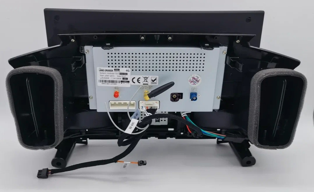 Магнитола для Toyota Land Cruiser 200 2007-2015 (экран климата внизу) - Carmedia MRW-3921L на Android 10, 8Гб+64Гб, 4G SIM-слот, CarPlay