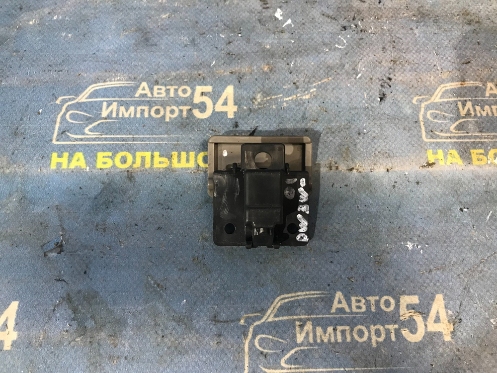 Бардачок пассажирский MAZDA DEMIO 2001