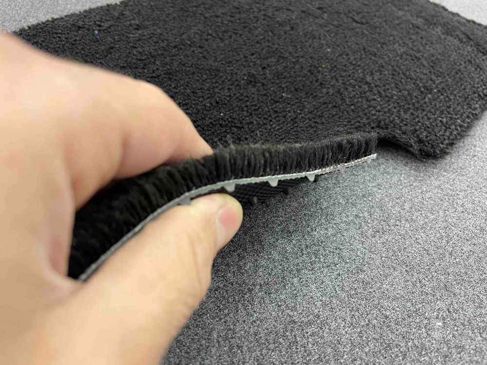 Раскрой ковров и ковриков на режущем плоттере - услуги на заказ