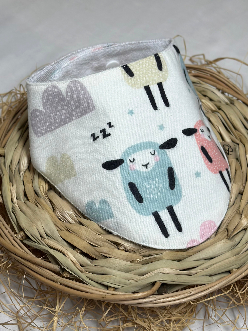 Непромокаемый слюнявчик-нагрудник на кнопках RinaAmari фланель в ассортименте