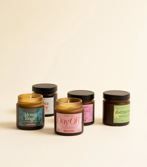 Свеча – Christmas Tree, 180 мл | Lovely Day