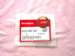 45223-MGC-003. SPRING, FR. DISK. HONDA