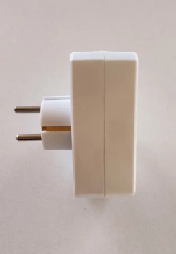 Двойник с кнопкой, выключателем. 2 евророзетки.