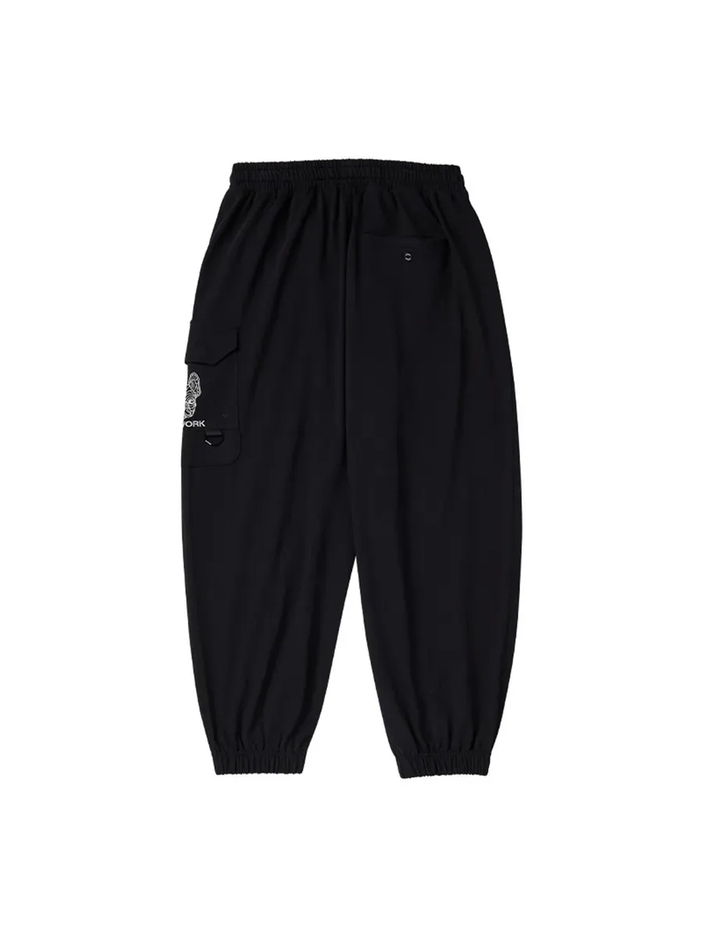 Брюки-джоггеры с карманами (карго)