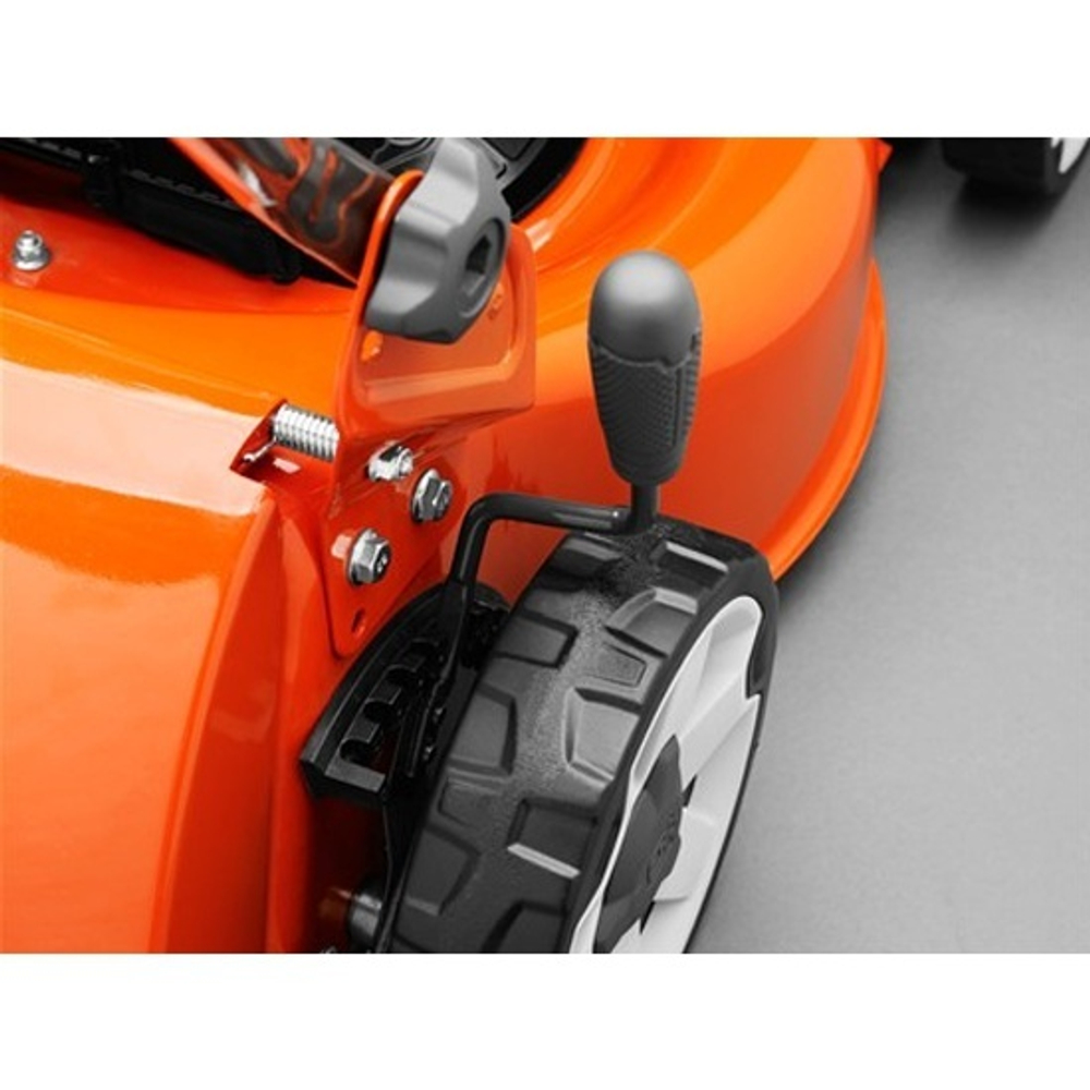 Электрическая газонокосилка Husqvarna LC 141C 9670993-01