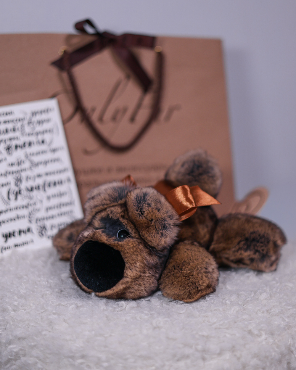 Собака Шанель маленькая (коричневая)