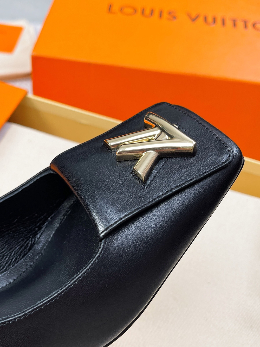Louis Vuitton Shake Slingback Pump