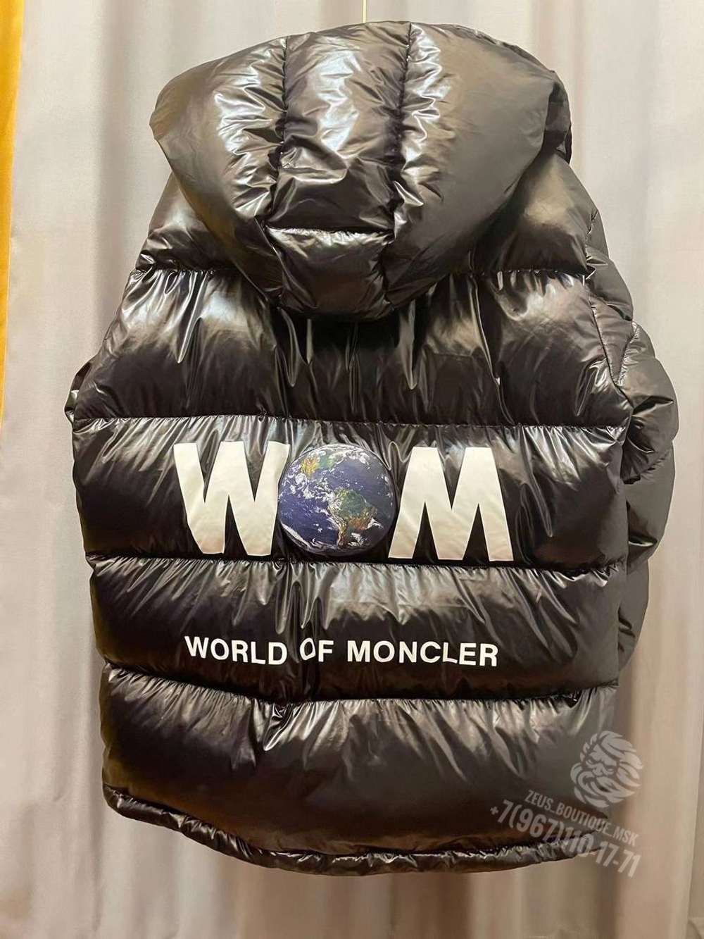 Пуховик Moncler
