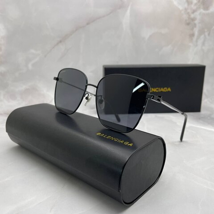 Солнцезащитные очки Balenciaga