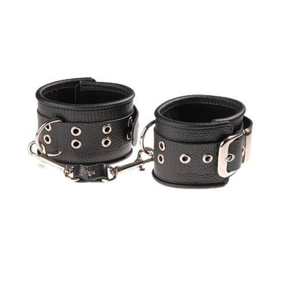 Кожаные наручники с двумя карабинами на концах (Цвет: черный с серебряным)