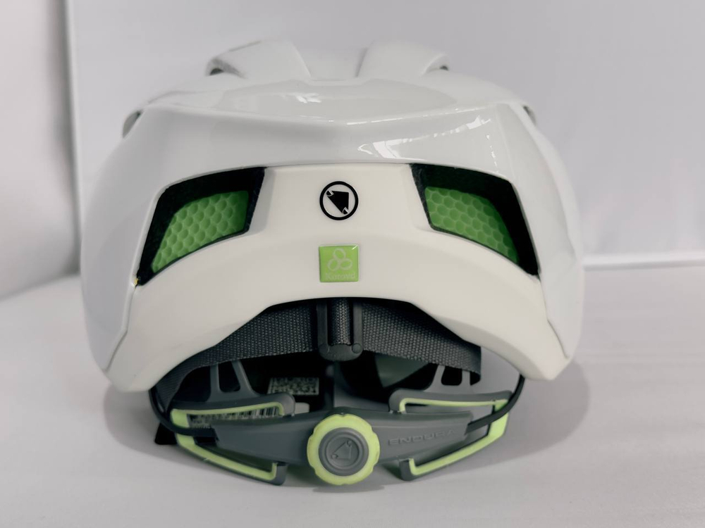 Шлем велосипедный ENDURA PRO SL HELMET White size S-M