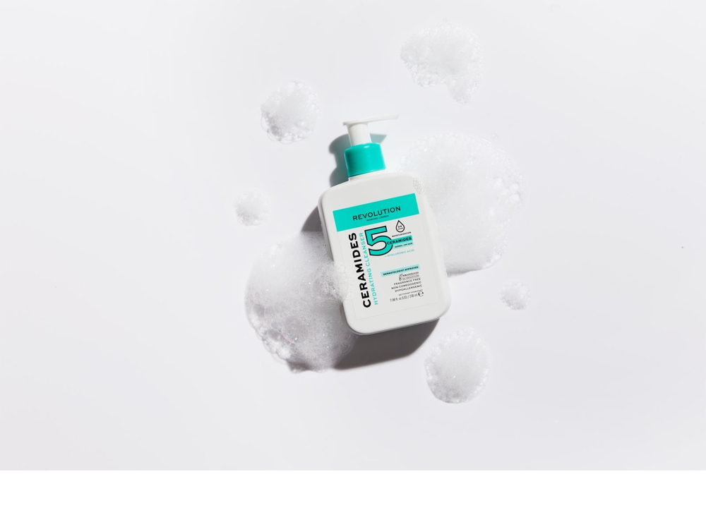 Revolution Skincare Ceramides - нежный очищающий крем с керамидами /   236  ml  / GTIN 5057566421331