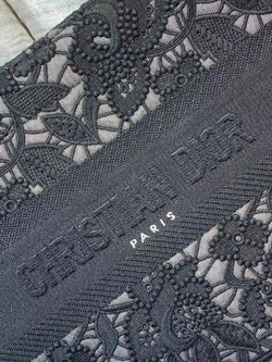 Christian Dior Book Tote 26 cm