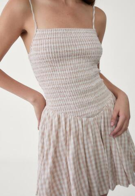 STRADIVARIUS Короткое клетчатое платье-баллон, экрю