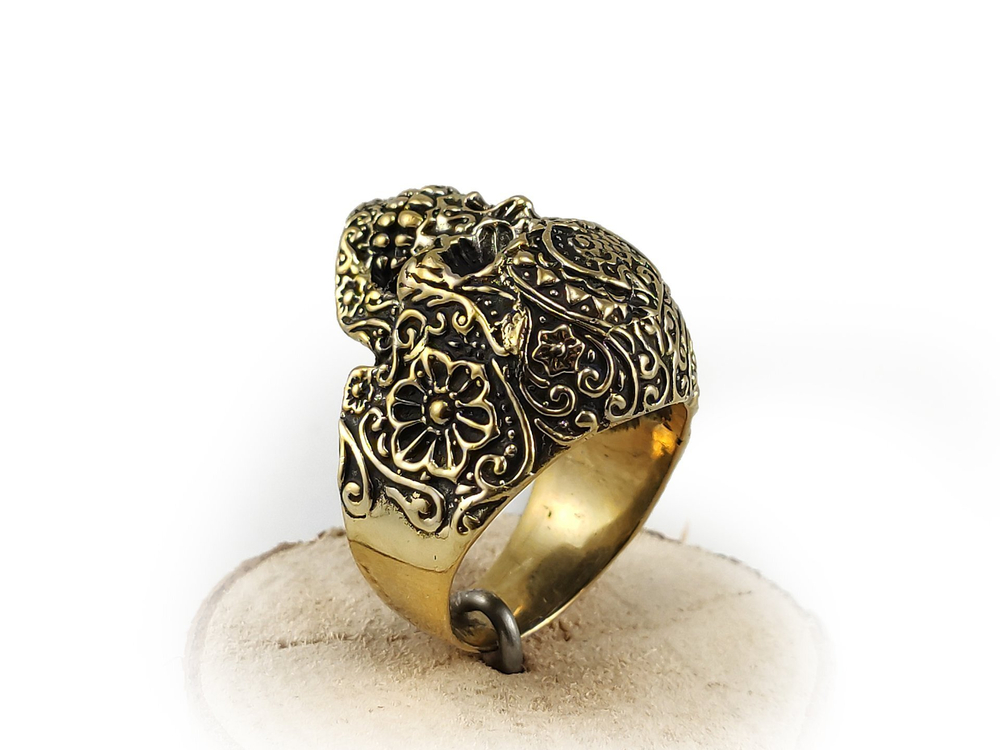 Кольцо. Череп Тимати