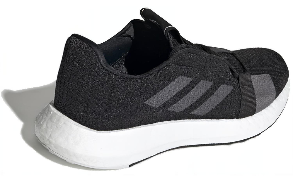 Кроссовки Adidas Senseboost Go