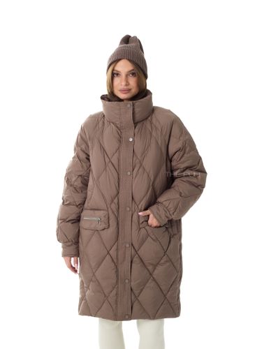 Удлиненный пуховик с контрастным капюшоном в цвете капучино
