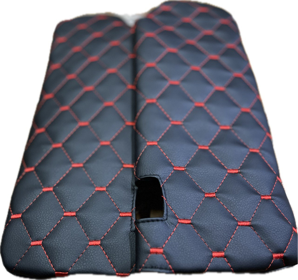 Чехлы на козырьки ЛАДА Ларгус, РЕНО Логан, Дастер, Сандеро (красная нить Рубин)