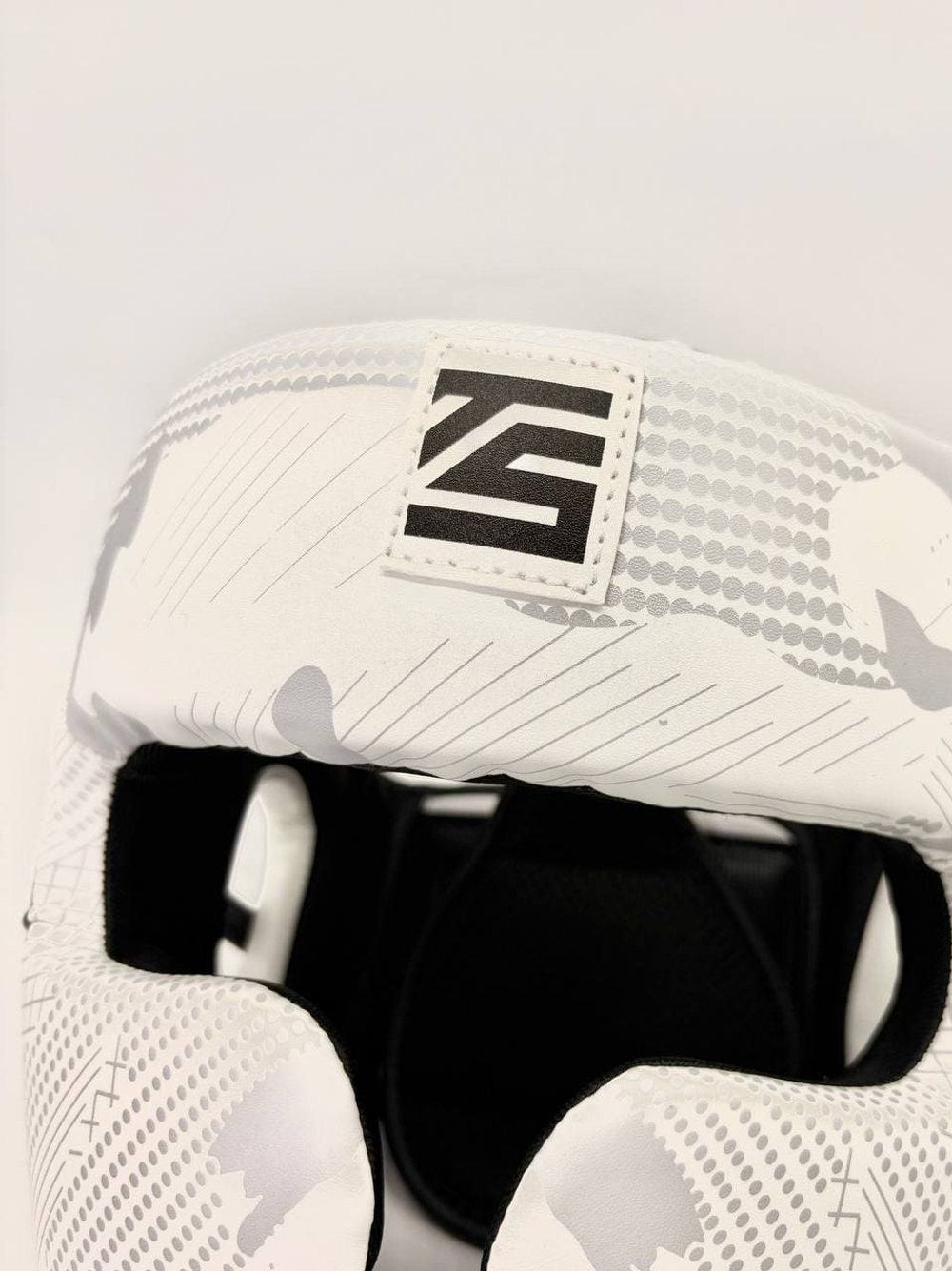 Шлем для бокса Tomorrow Star Fury White Black