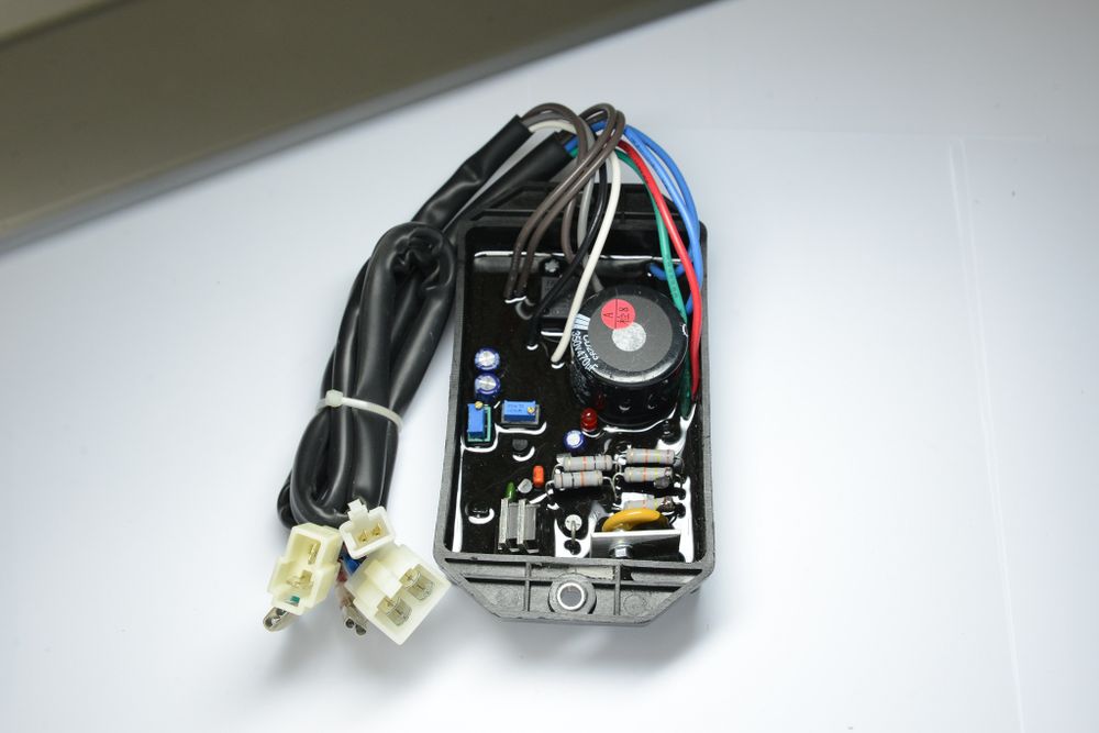 АВР для ЭЛАД/ЭЛАБ-5000 (071177) (PLY-DAVR-50S,Single-phase exitation AVR for KDE-6500E, 5KM.5242.005