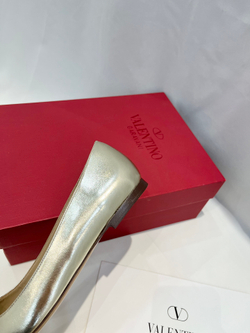 Valentino Vlogo Ballet Flat