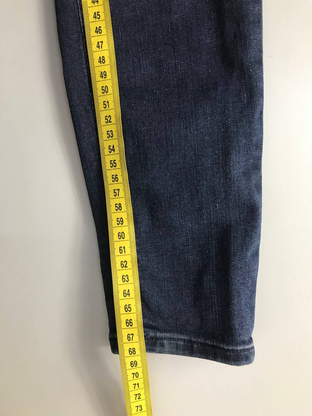 Джинсы Calvin Klein классического кроя, маркировка 25/30, визуально на 40 размер