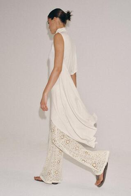 ZARA РАСКЛЕШЕННЫЕ БРЮКИ С ВЫШИВКОЙ ZW, ЭКРЮ