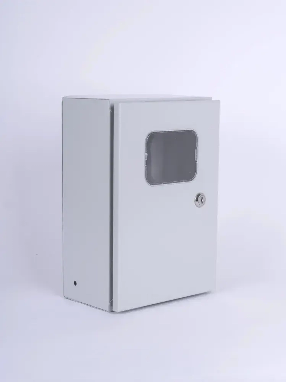 ЩУН-1х6 (300х200х125) IP54. Увеличенный под электрический счетчик и автоматические выключатели до 6 модулей Щит учетно-распределительный навесной ЩРУ 1Н6 IP54