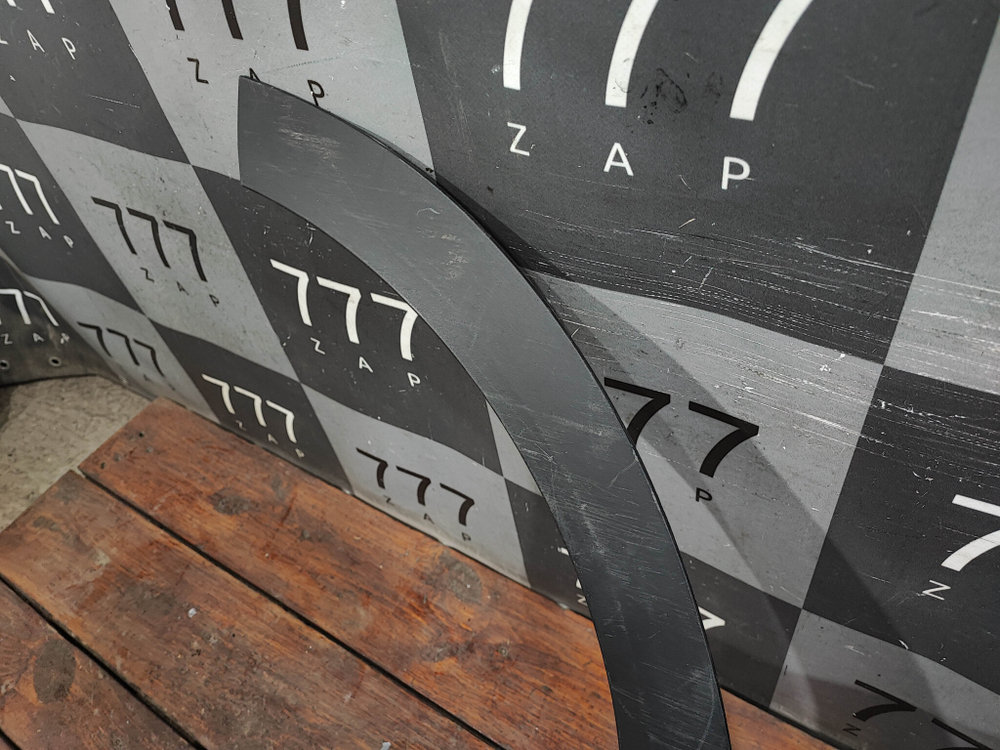 Накладка двери задней правой Chery Tiggo 4 Pro 20-нв Б/У Оригинал 609000818AA