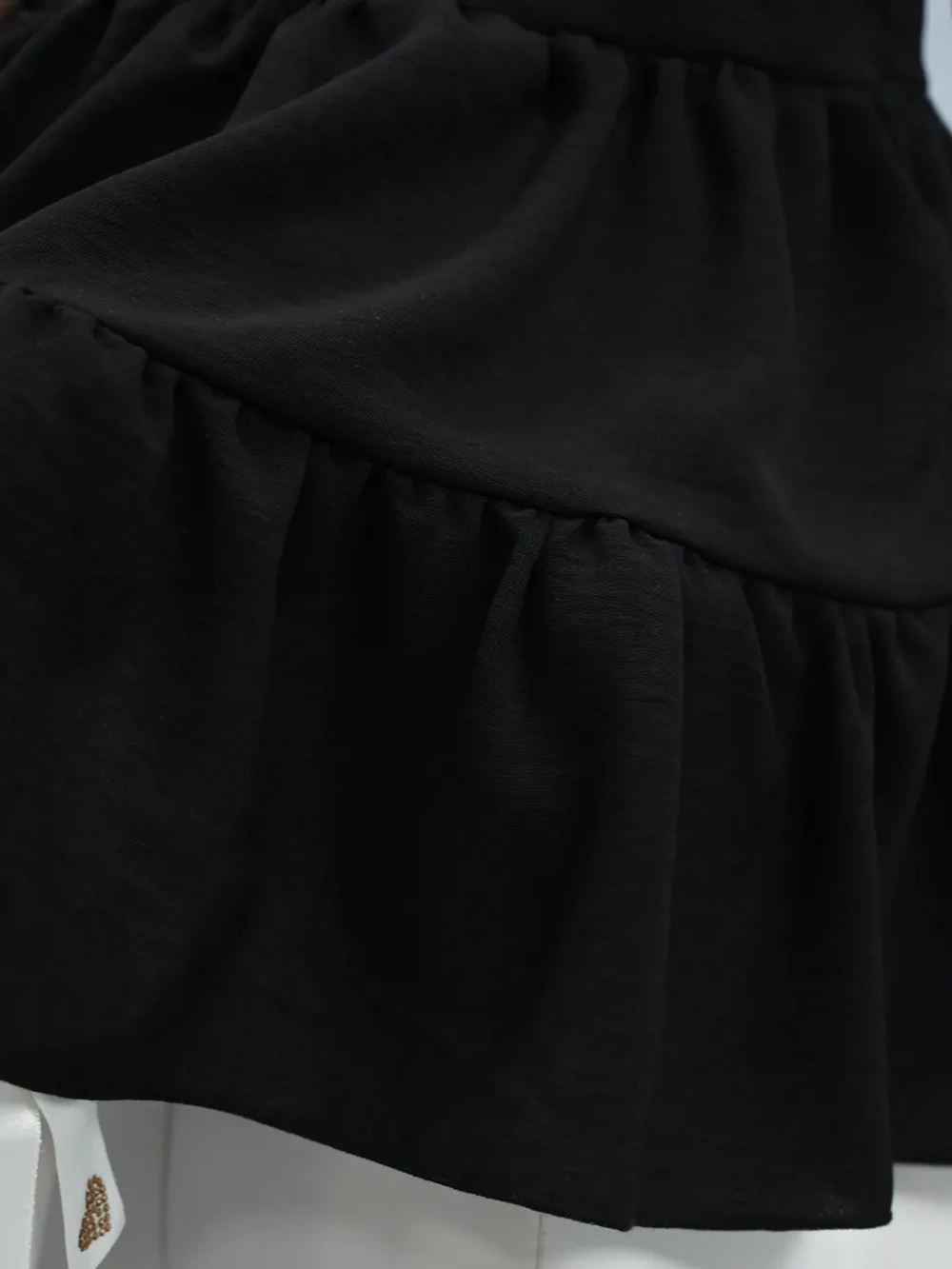 Платье нарядное для девочки с пайетками