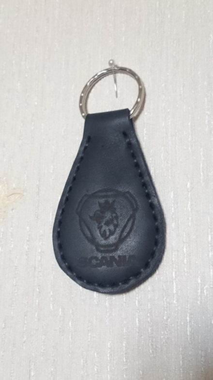 Кожаный авто-брелок "SCANIA" MLAB-08