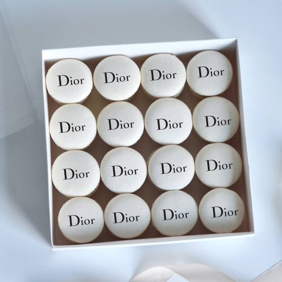 Набор макарон из 16 шт с логотипом компании