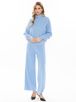 Женский трикотажный костюм-двойка голубой