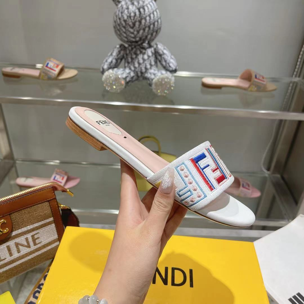 Fendi Signature Slides