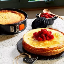 Le Creuset - Форма для торта диаметром 24 см с антипригарным покрытием. / артикул   94101125000000  / GTIN 630870098168