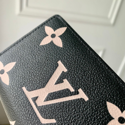 Louis Vuitton Clea Wallet