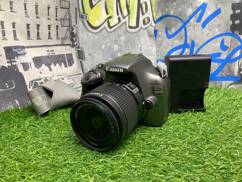 Canon 1100D kit 18-55mm IS ll 12.800 кадров