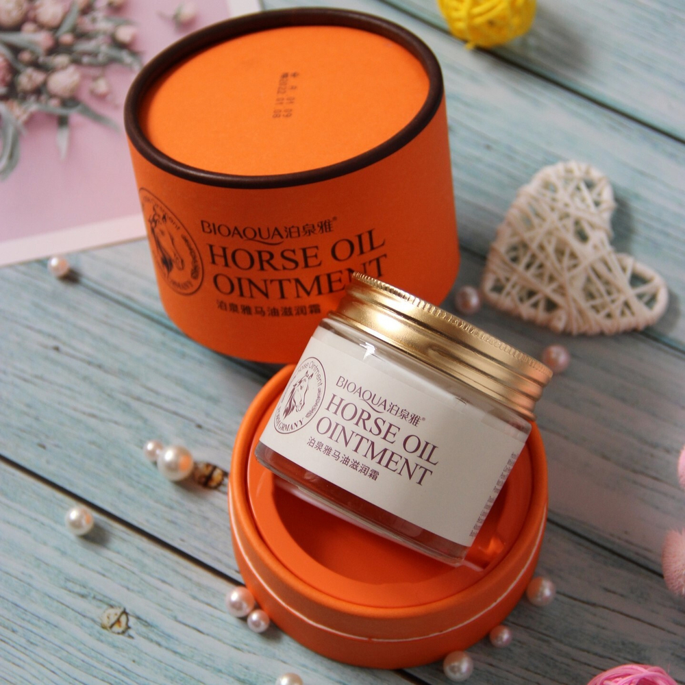 Антивозрастной крем для лица с лошадиным жиром, 70г