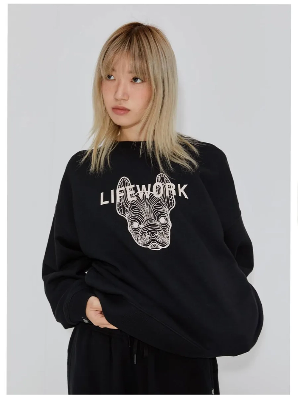 Свитшот с логотипом ladok