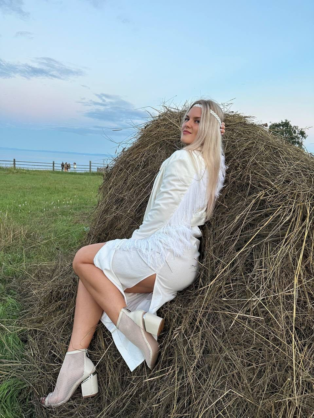 Жакет с бахромой