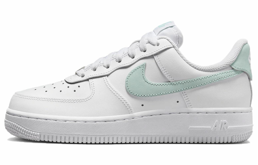 Кроссовки Nike Air Force 1 (Женская размерная сетка)