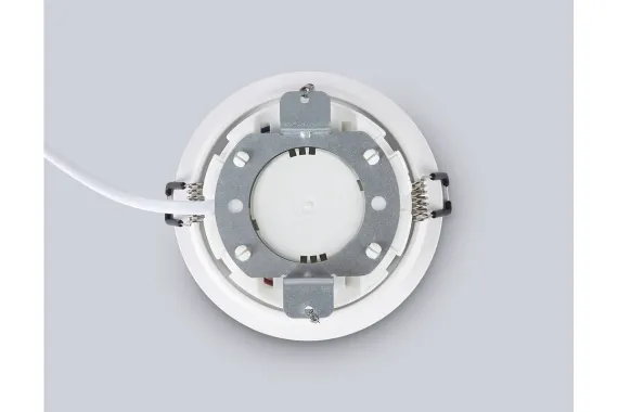 Светильник точечный Ambrella TN51810 GX53 белый 42407