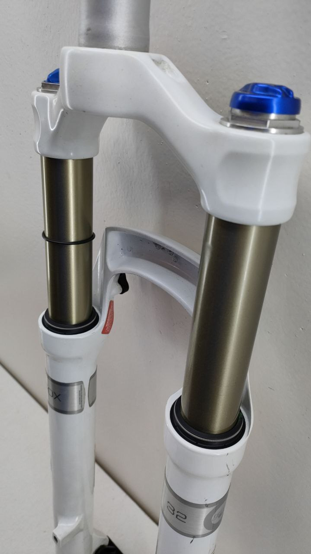 Вилка велосипеда Fox F Series FIT RL 26 / 27.5