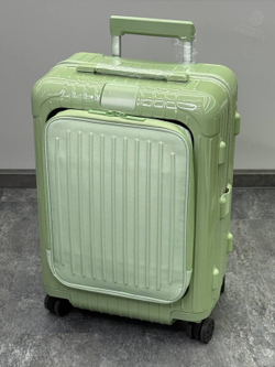 Чемодан Rimowa Essential Sleeve Cabin