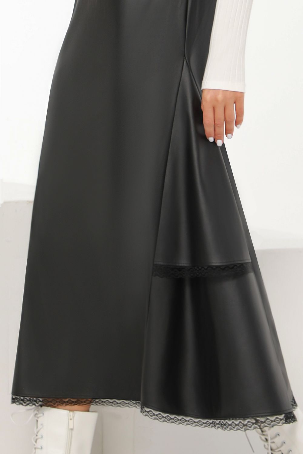 Сарафан из эко-кожи с кружевом DStrend (Акция)