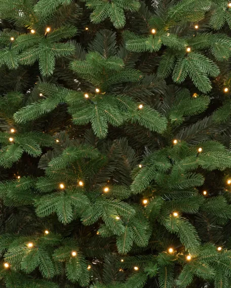 Искусственная елка Парижанка 240 см., 600 теплых белых LED ламп, Литая хвоя+ПВХ, ЕлкиТорг (138240)